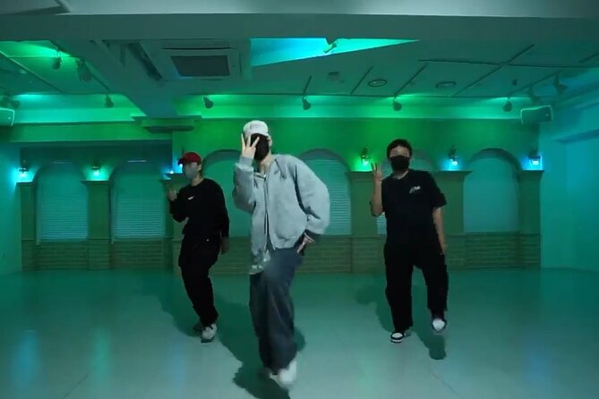 2 Hour Private Kpop Dance Class in Seoul South Korea - Your Song Sets the Tone