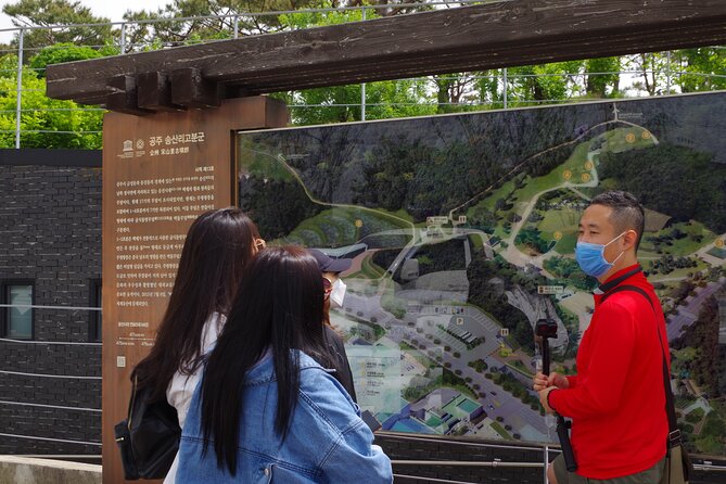 5-Day Korea Golden route by K-shuttle Tour from Seoul Including Busan, Yeosu - Guides can make or break the long drives