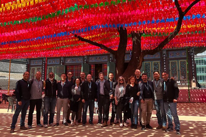 8 hours Private Tour in Seoul for the VIP - Guides who shape the experience