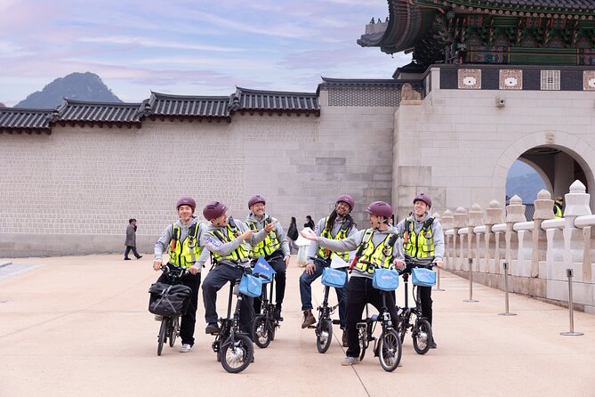 Afternoon E-bike tour and "Happy Hour" food and drinks - Key points to know before you book
