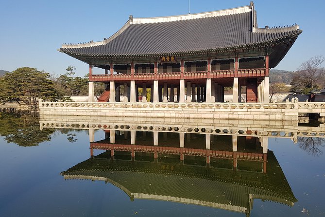 Best Walking Tour to Gyeongbok Palace Bukchon Hanok Village - How much value do you get for $88?