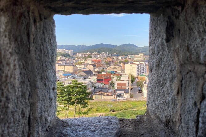 Beyond Seoul: Starfield Library, Hwaseong Fortress & Cave Quest - Why this day trip works outside central Seoul