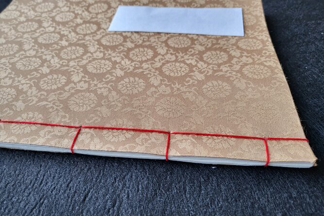Create a Handmade Traditional Korean Notebook in Insadong - A quiet craft break in the middle of Insadong