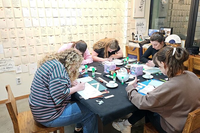 Create a Handmade Traditional Korean Notebook in Insadong - A 90-minute schedule that fits a sightseeing day