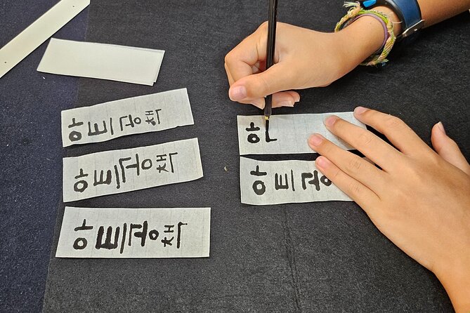 Create a Handmade Traditional Korean Notebook in Insadong - Booking details that matter
