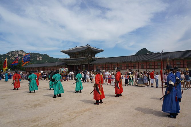 Customized Private Seoul tour: Palace, Market etc(Airport Option) - Nami Island and the garden route