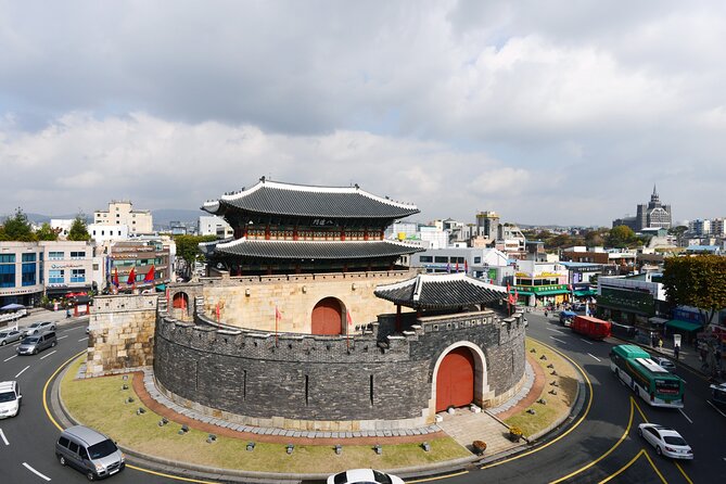 Day Trip to UNESCO: Suwon Fortress Adventure from Seoul - The guide is the tour’s strongest feature