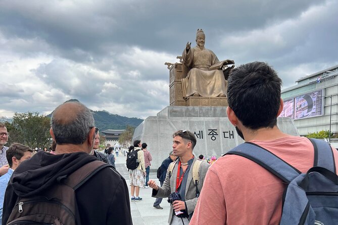 Discover Seoul: Local Life and History - Insadong’s tea houses, crafts, and old lanes