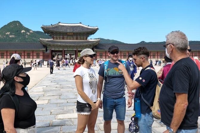 Discover Seoul: Local Life and History - The guides and the human side of the walk