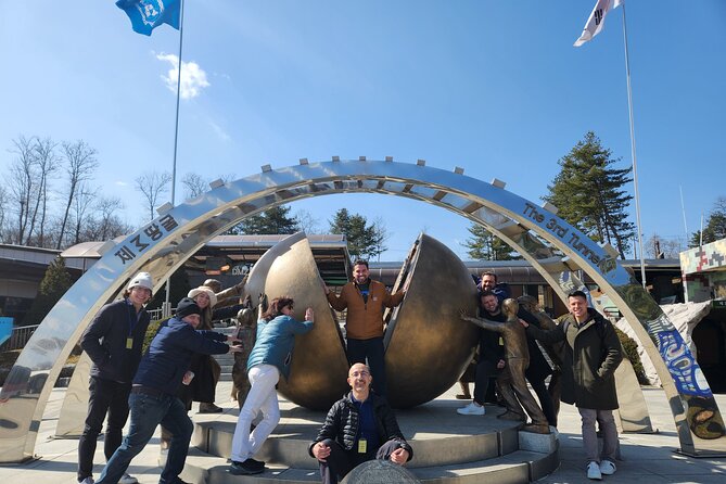 DMZ & NLL Combination Tour - The guides are part of the value