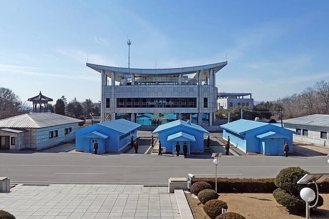 DMZ Private Tour Admission Incl. - Transport, timing, and the private-tour question