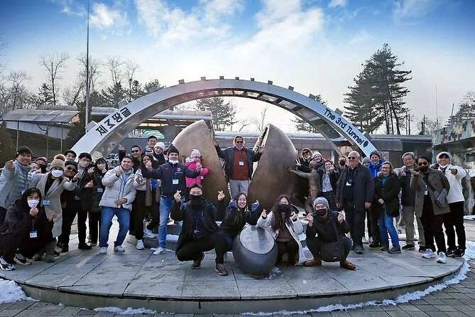 DMZ Private Tour Admission Incl. - The Tongildaegyo checkpoint