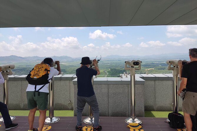 DMZ tour pick up & drop off at Incheon airport - What the $250 price includes