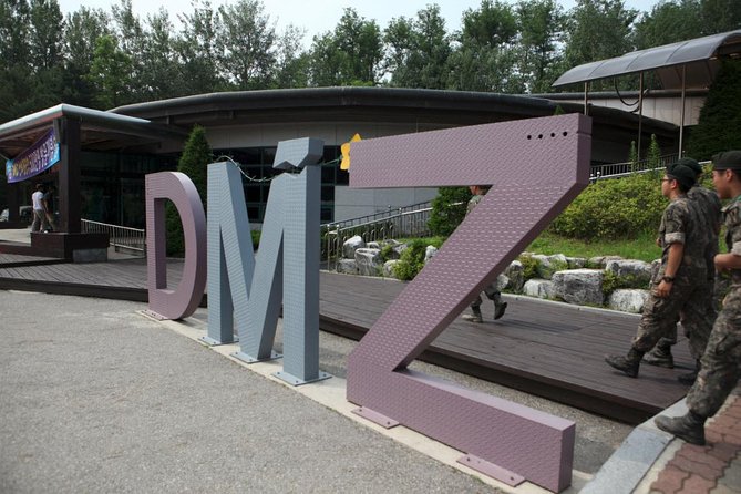 DMZ tour south Korea from Seoul (NK experience hall, defector) - Choosing the full-day suspension bridge option