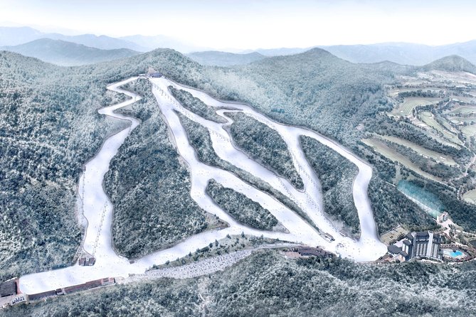 Elysian Gangchon Winter Ski + Eobi Ice Valley Day Tour fr Seoul - Who should book this day tour?