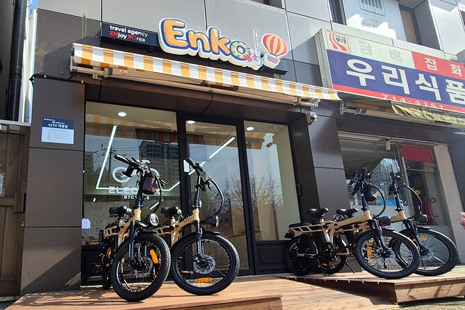 ENKO Electric Bike Ride on The Han River Bike Path in Seoul - What the $15.57 price really includes