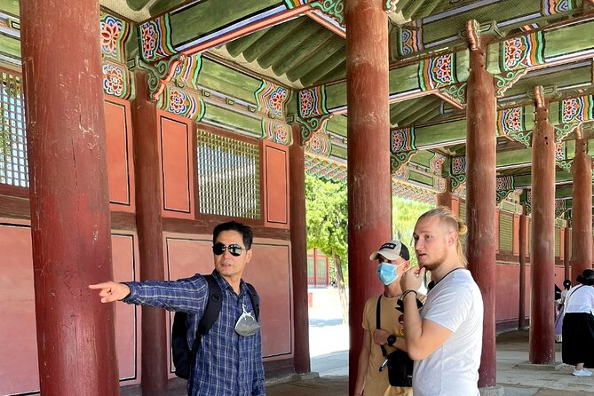 Essence of Seoul, 100% Private Full Day City Tour - Jogyesa Temple and Seoul’s Buddhist center