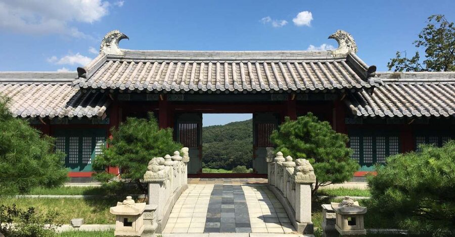 From Seoul: Dae Jang Geum Park Historic K-Drama Set Tour - Why the guide makes such a difference