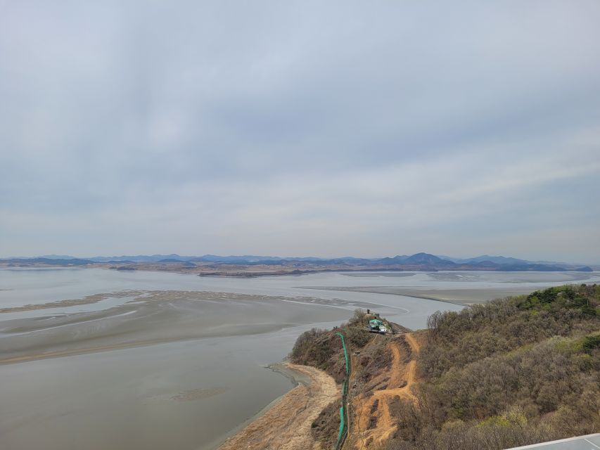 From Seoul: Private DMZ and Odusan Observatory Full-Day Tour - Leaving Seoul in a private car