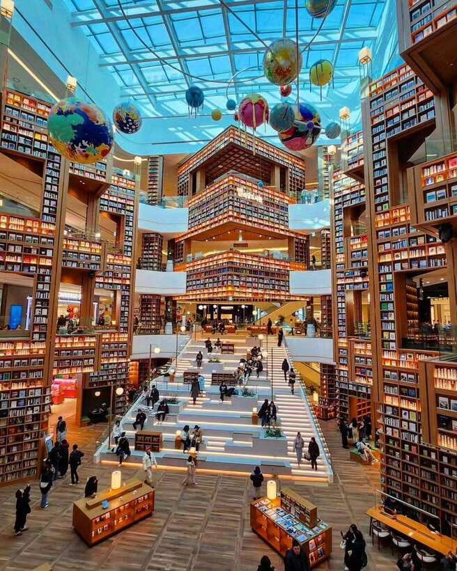 From Seoul: Starfield Library, Hwaseong, Gwangmyeong Cave - Hwaseong Fortress: Suwon’s most meaningful stop