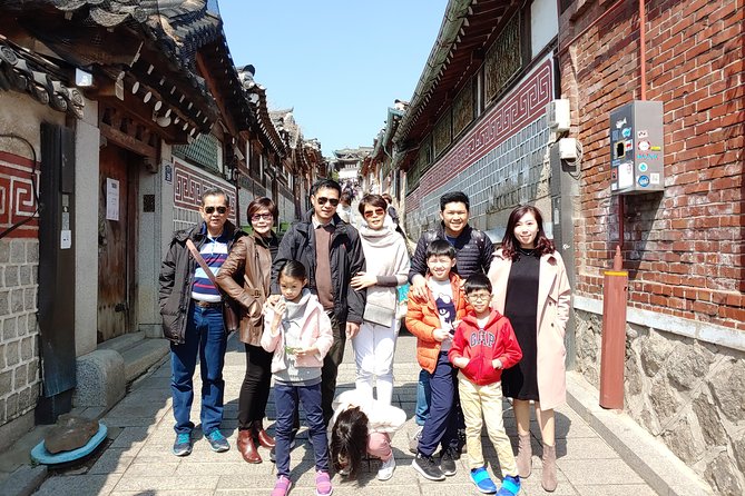 Full-day Customizable Private Seoul Highlight Tour - Bukchon Hanok Village, where Seoul still feels residential