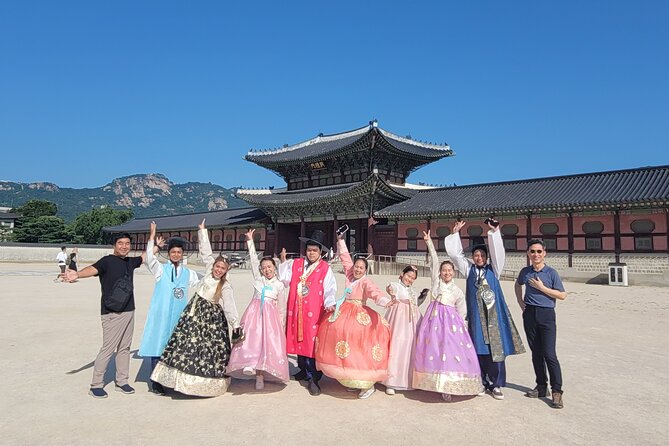Full-day Customizable Private Seoul Highlight Tour - Starting at the Blue House