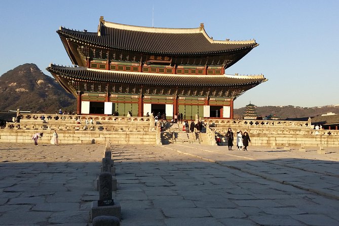 Full Day- Essential Seoul City Tour & Gourmet Tour(including Lunch and Dinner) - Jogyesa Temple and the heart of Insadong