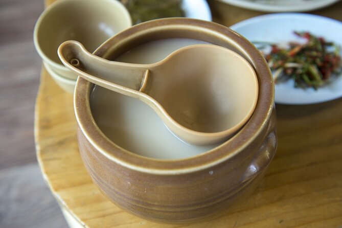 Handmade Noodles with Korean Grandma - Two Hours of Tasting, With Some Timing Uncertainty