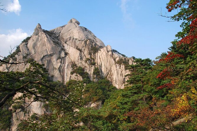 Hiking Adventure Bukhansan Highest Peak & Old Buddhist temples visit (Lunch inc) - Key points before you book