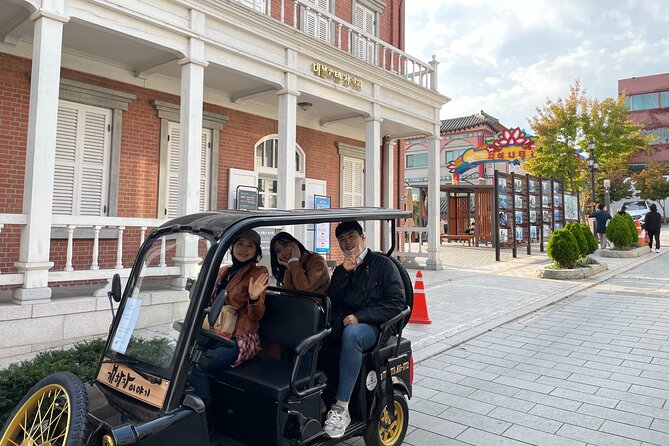 Incheon Port History Tour by 19th Century Electric Car, KTourTOP10 - Haean Catholic Church and overseas Chinese life