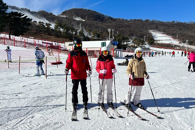Jisan Ski Resort from Seoul by Shuttle(Opt Winter Skiing Package) - The red pine capsule stop on the return