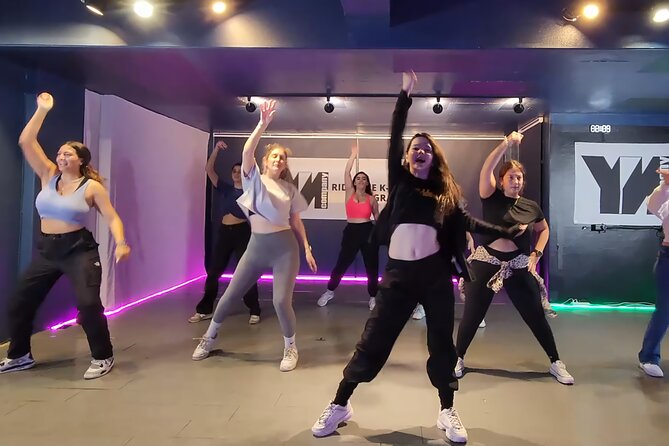 K-pop Dance Class in Seoul (Incl. video shooting & editing) - The camera arrives: filming the final performance