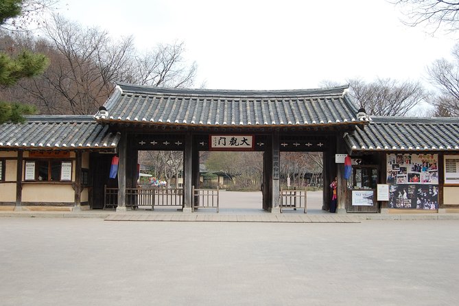 Korean Heritage Tour: Palaces and Villages of Seoul Including Gyeongbokgung Palace - Is $140 a fair price for this full day?