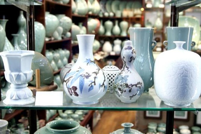 Korean Palace and Market Tour in Seoul Including Insadong and Gyeongbokgung Palace - Namdaemun Market and the final shopping hour