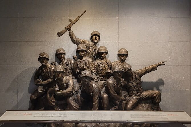 Korean War Memorial Private Guided Tour - The human cost beyond the display cases