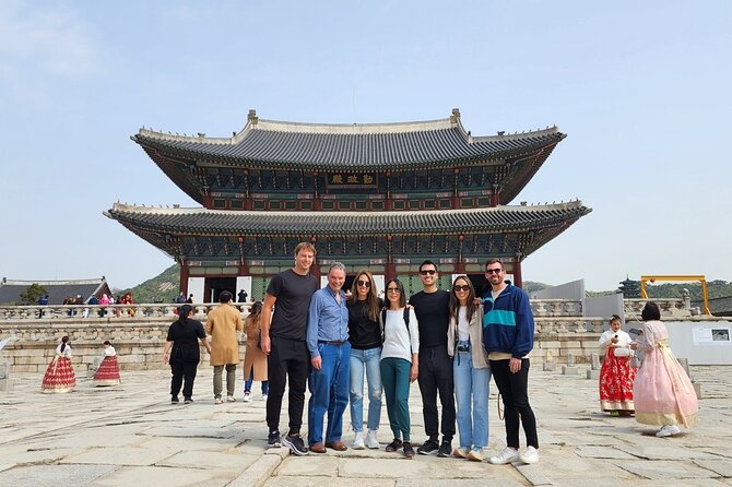 Layover Tour for essential Seoul City & Gourmet tour(Incl. Lunch) - Insadong’s Traditional Shops and Tea-House Feel