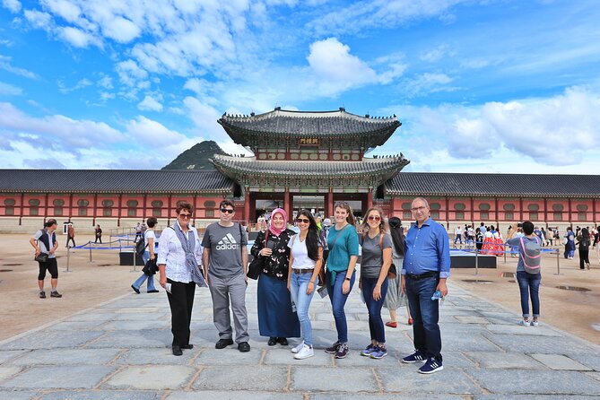 Layover Tour from Incheon Airport to Seoul with a Tour Specialist - Turning an airport layover into a Seoul day