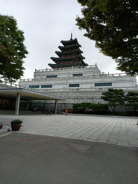 Layover tour to Gyeongbokgung-Folk Museum-Bukchon-Insadong - How the Incheon Airport connection works