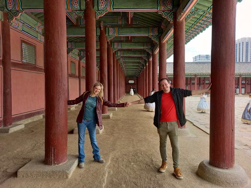 Layover tour to Gyeongbokgung-Folk Museum-Bukchon-Insadong - The value of $254 for one private group