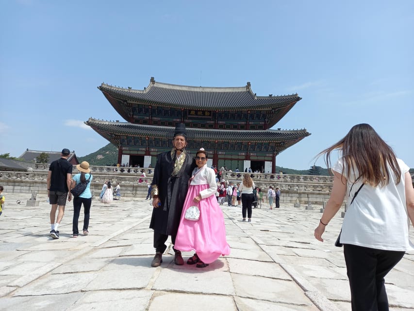 Layover tour to Gyeongbokgung-Folk Museum-Bukchon-Insadong - Who should book this layover tour