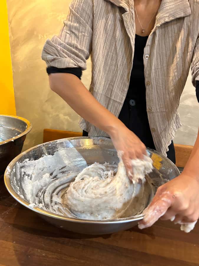 Learn and Craft Makgeolli in a Traditional Brewery - Why the two-hour format works, and where it feels tight