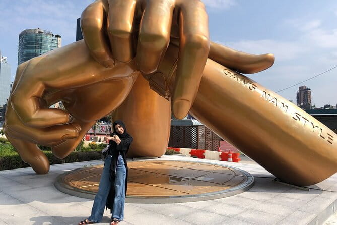 Lee’s Private 4-hour Customized Seoul Tour - Starting at Anguk, Seoul’s historic center