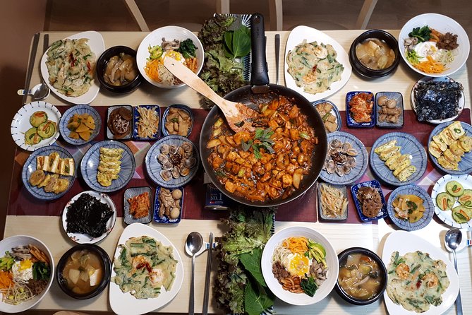 Local Home Korean Cooking Class & Market Adventure in Seoul - From market ingredients to a local home kitchen