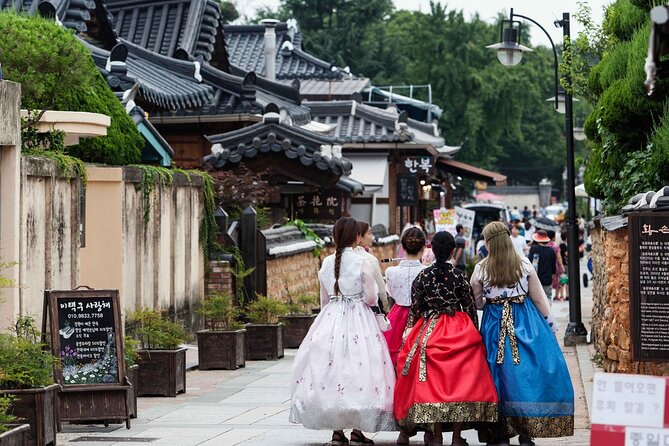 Maisan Cherry Blossom and Jeonju Hanok Village - Why Maisan and Jeonju work well together