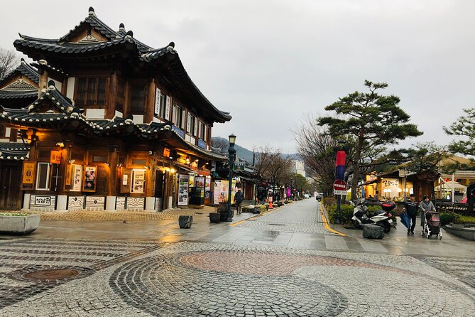 Maisan Cherry Blossom and Jeonju Hanok Village - The three-hour return to Seoul
