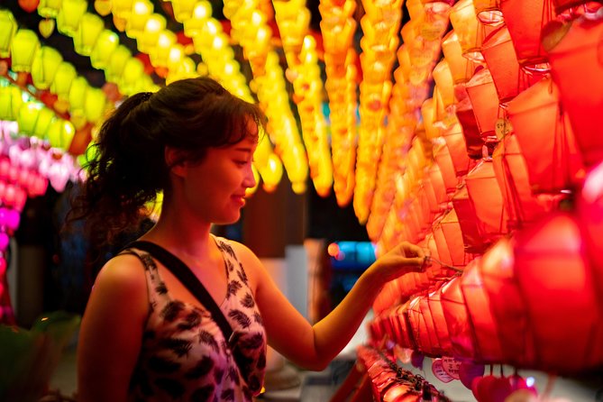 Market Food Tour & Evening E-bike Ride in Seoul - The Blue House, Namsan views, and Seoul after sunset