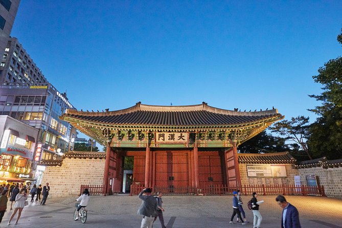 Moonlight Rainbow Fountain Show Night Tour in Seoul - Who will get the most from the $64 price