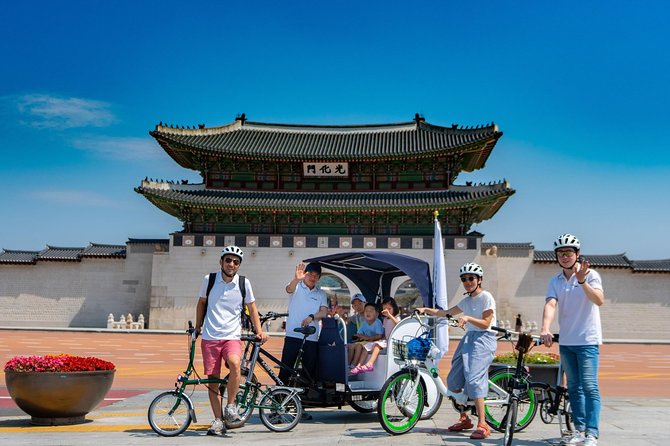 Morning Pedicab Heritage Tour - Bukchon Hanok Village: traditional houses and a quick photo
