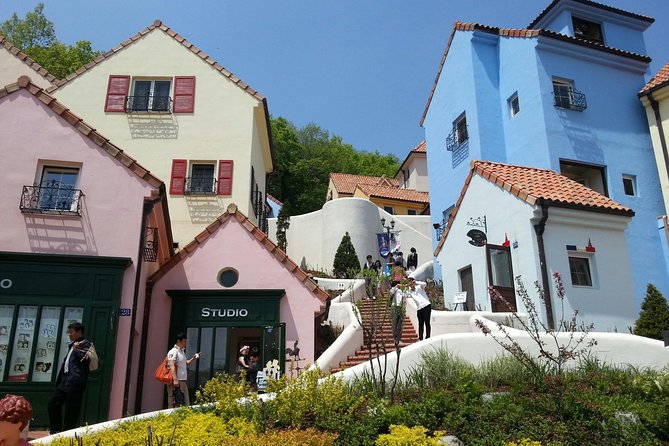 Nami Island and Petite France - Filming location - Petite France and its stage-set charm