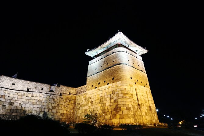 Night View Tour to Suwon Hwaseong Fortress from Seoul - Janganmun Gate and Hwaseomun Gate